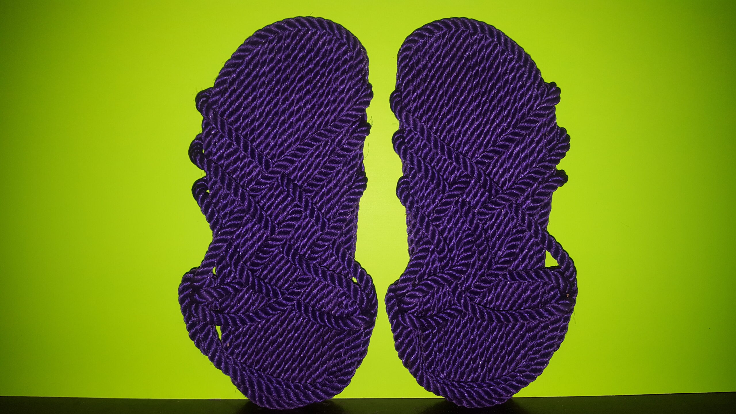 SANDLES - Image 4